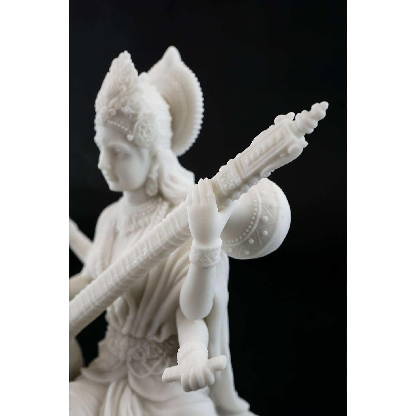 Saraswati - Hindu Goddess of Knowledge, Music & Art