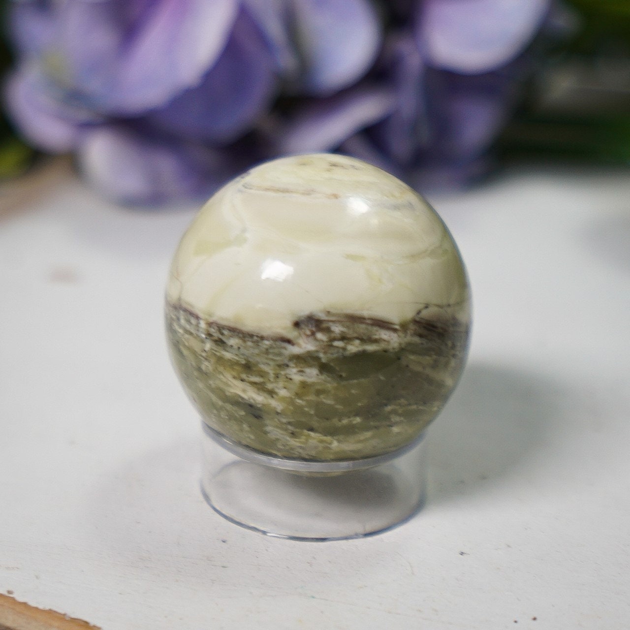 Pastel Green Serpentine Sphere