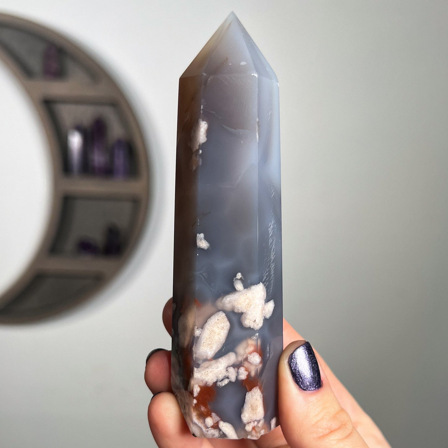 Gray Flower Agate Tower