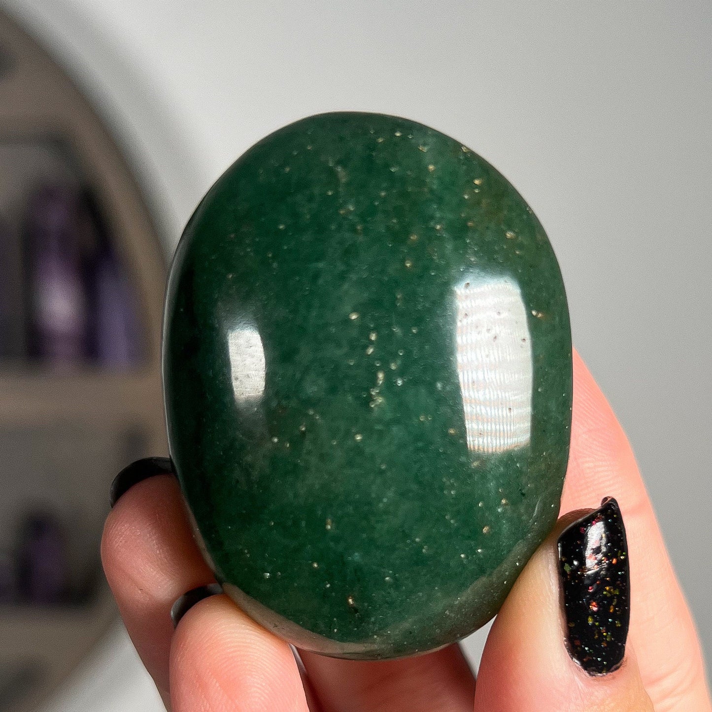 Tanzberry Quartz Palm Stones