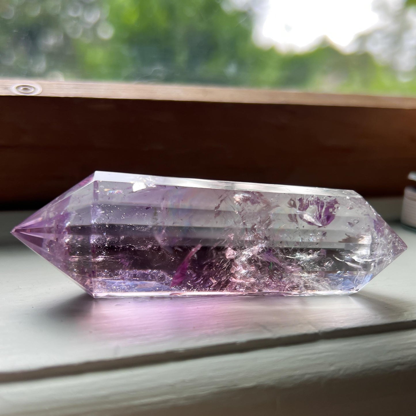 Rainbow Amethyst Vogel