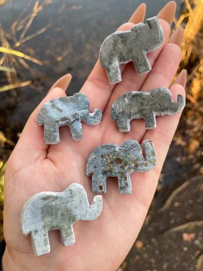 Rainbow Aura Amethyst Elephant