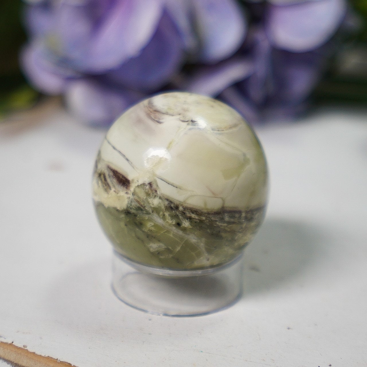 Pastel Green Serpentine Sphere