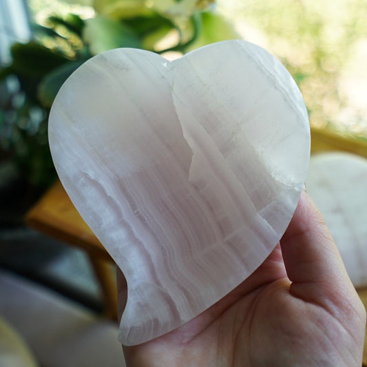 Mangano Calcite Heart Dish