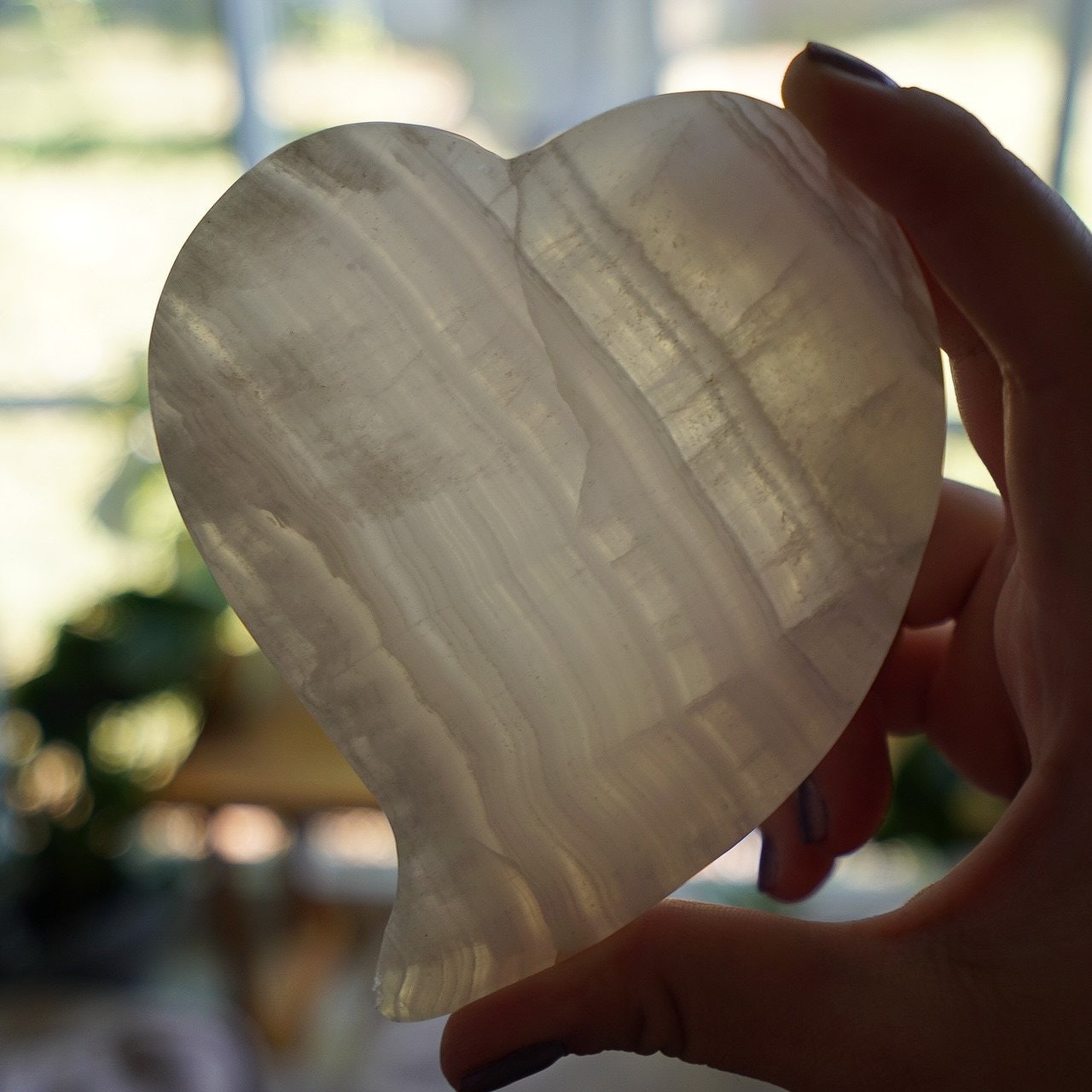 Mangano Calcite Heart Dish