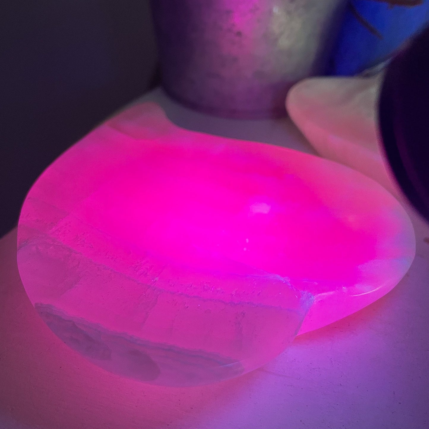 Mangano Calcite Heart Dish