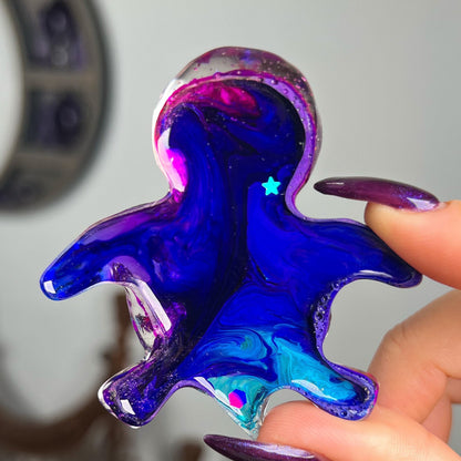 Resin Sea Turtle Sphere Stand