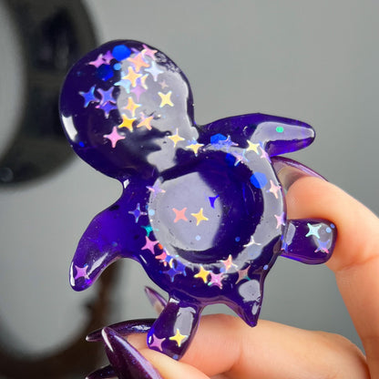 Resin Sea Turtle Sphere Stand