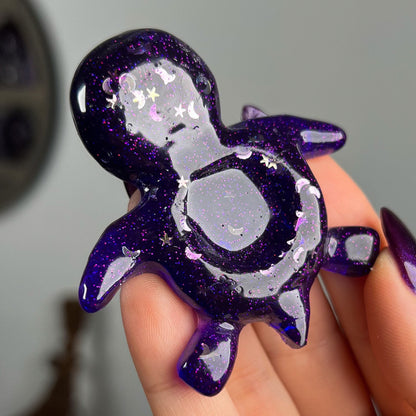 Resin Sea Turtle Sphere Stand