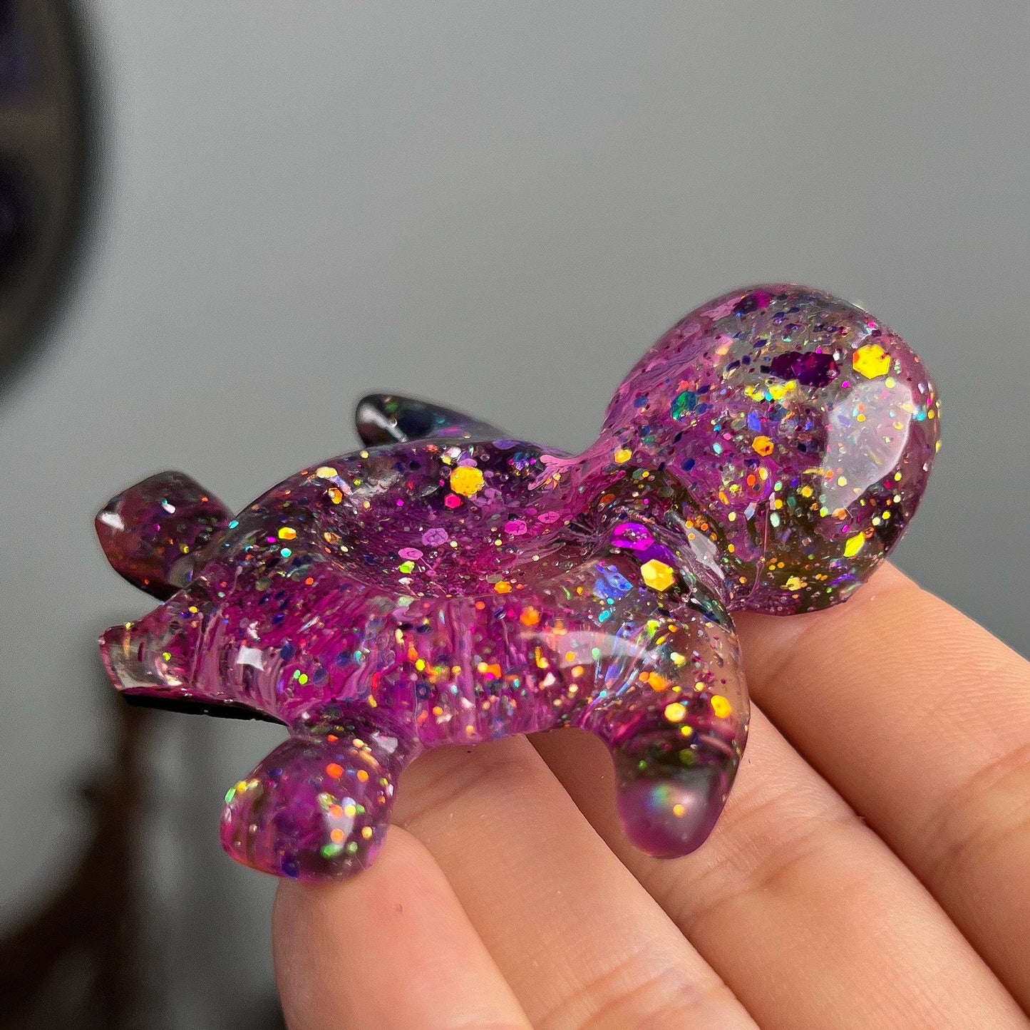 Resin Sea Turtle Sphere Stand