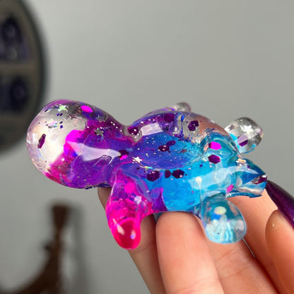 Resin Sea Turtle Sphere Stand