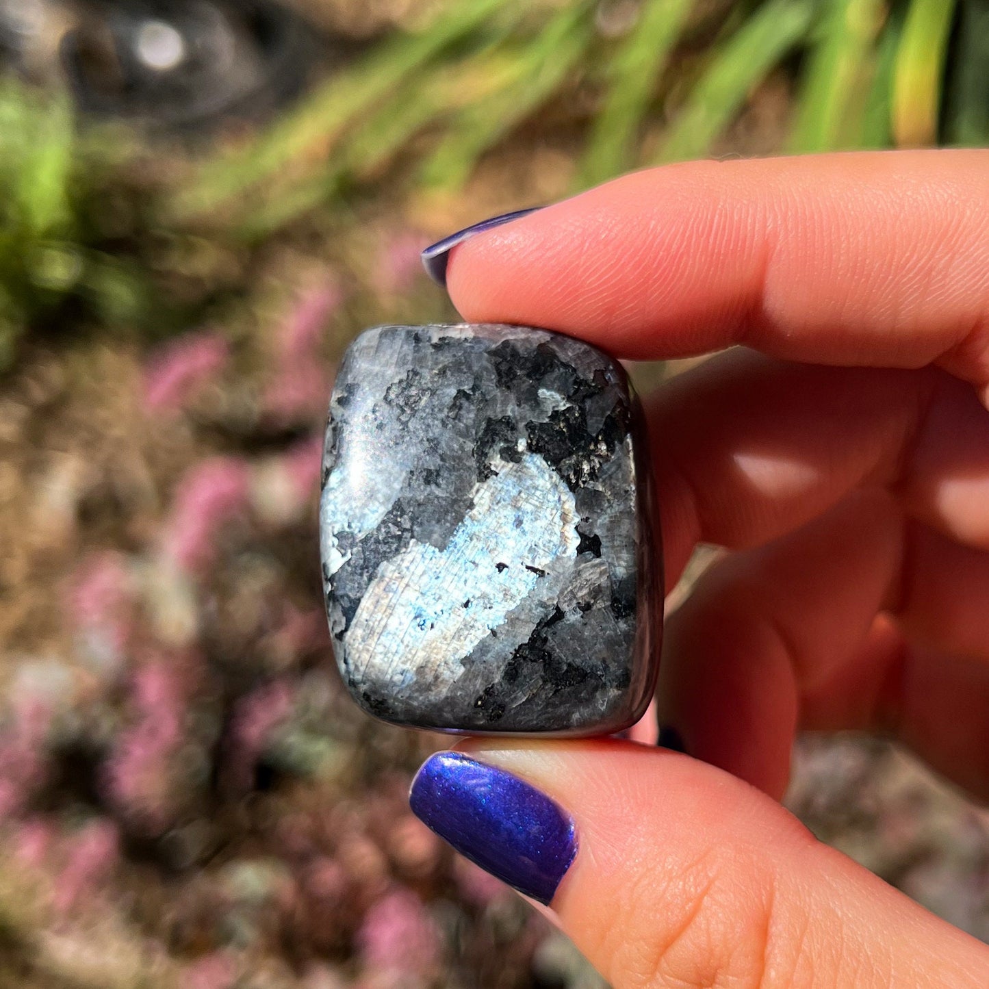 Larvikite Tumbles