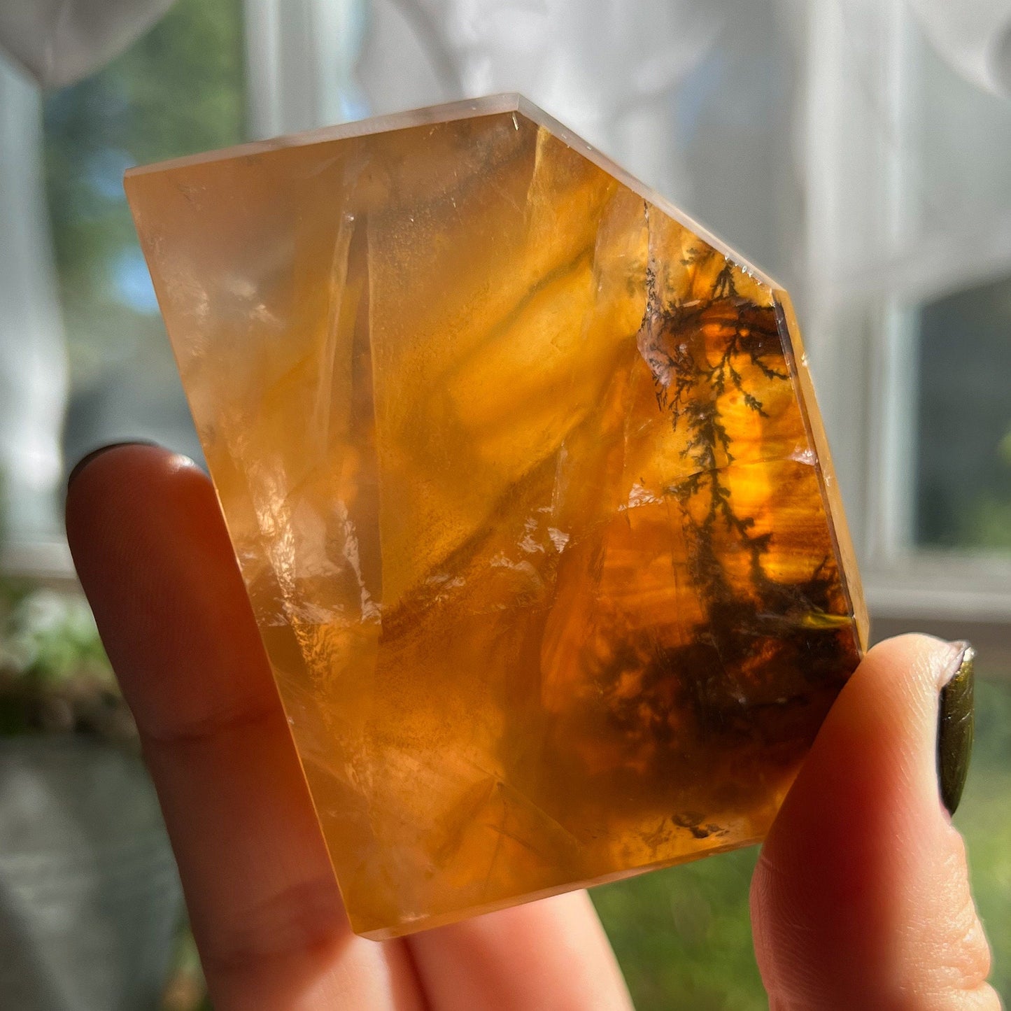 Dendrites in Golden Healer Quartz Freeform