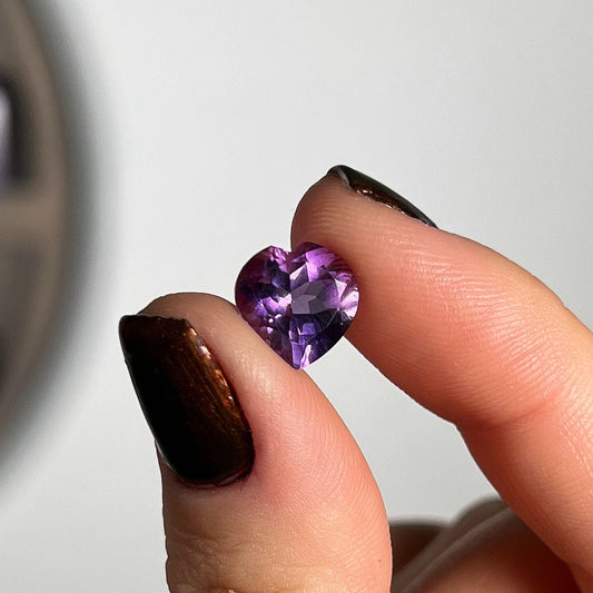 Gem Amethyst Faceted Hearts