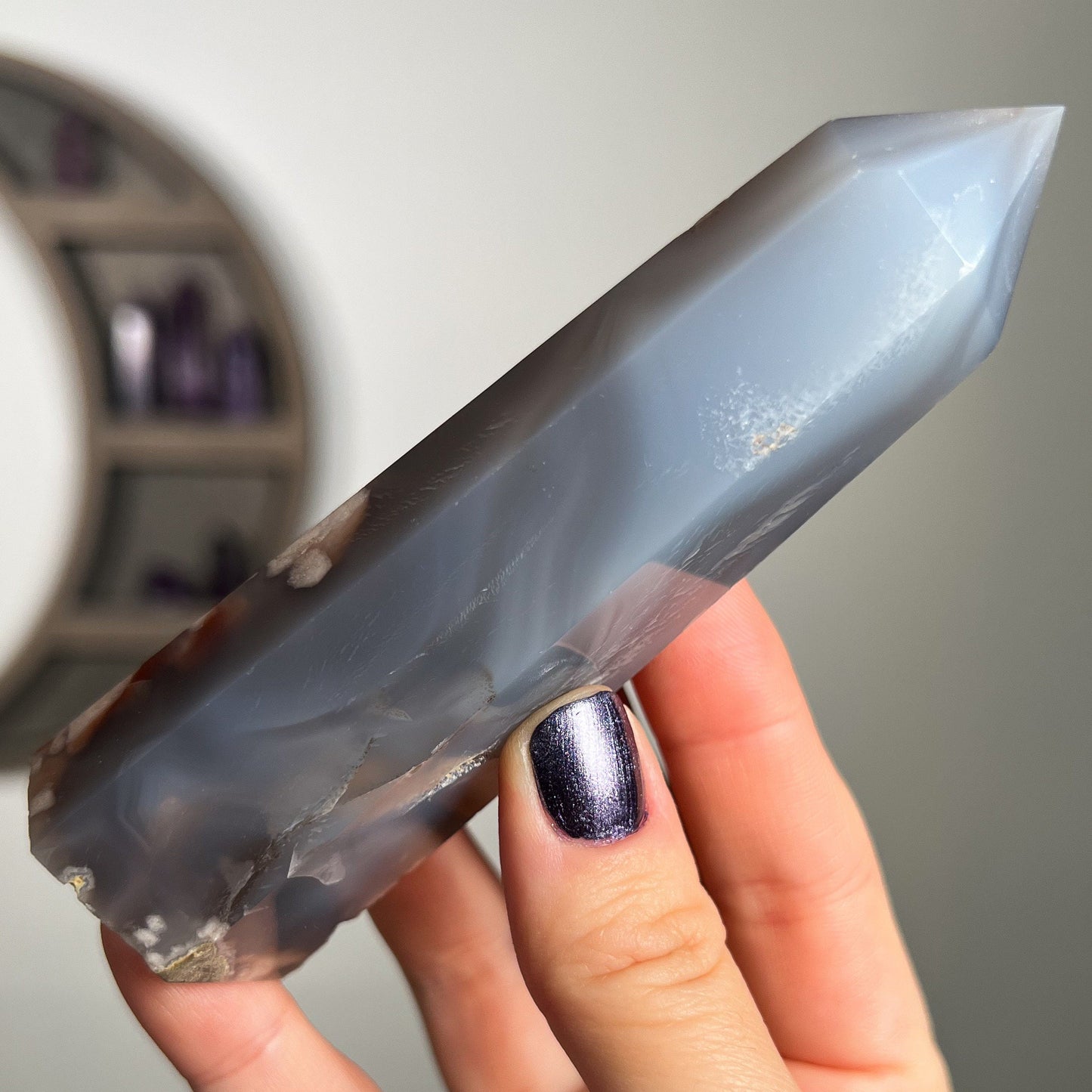 Gray Flower Agate Tower