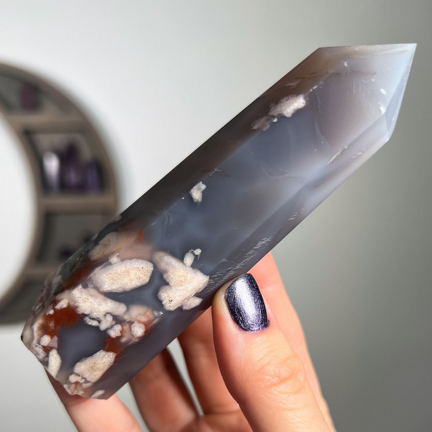 Gray Flower Agate Tower
