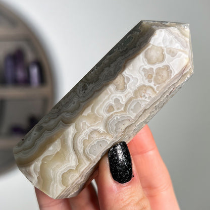 Crazy Lace Agate Tower