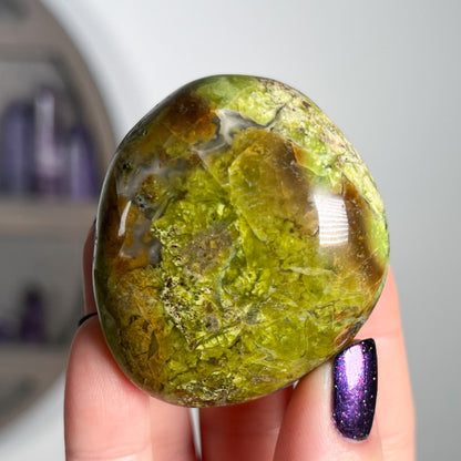 Green Opal Palm Stones