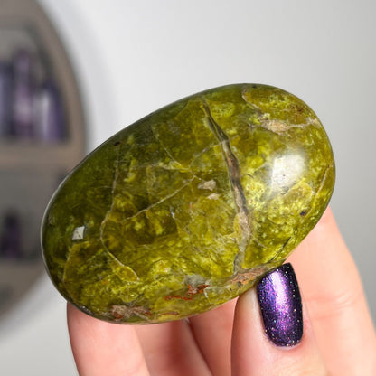 Green Opal Palm Stones