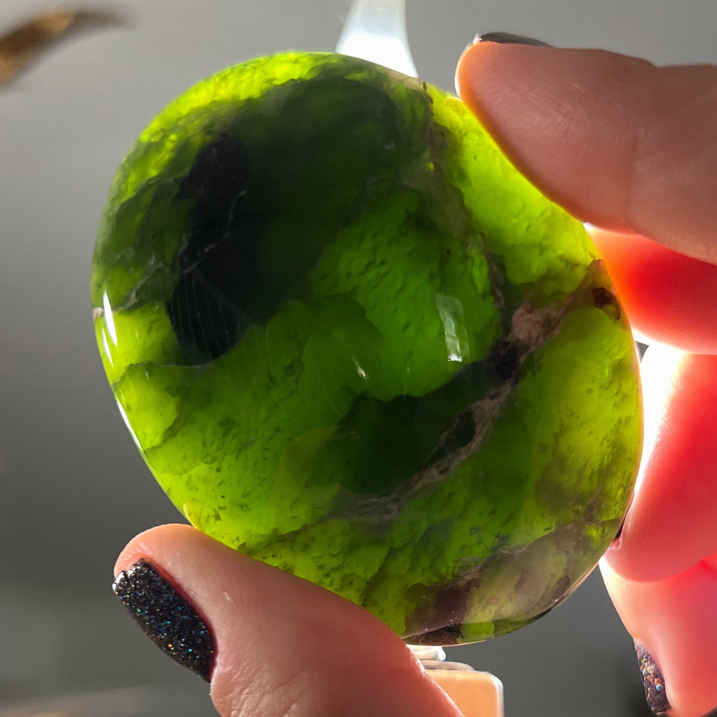 Green Tremolite Palm Stone