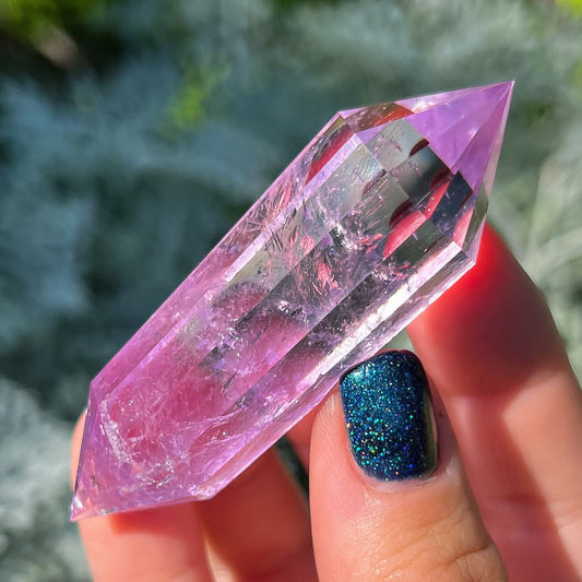 Gem Grade Amethyst Vogel
