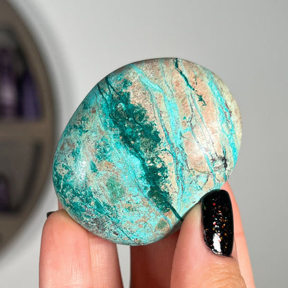 Shattuckite Palm Stones