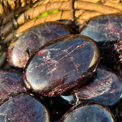 Rhodolite Garnet Palm Stones
