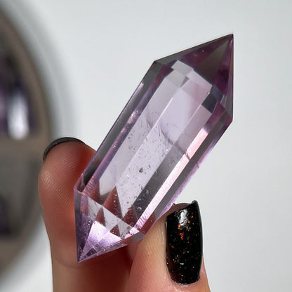 Gem Grade Amethyst Vogel