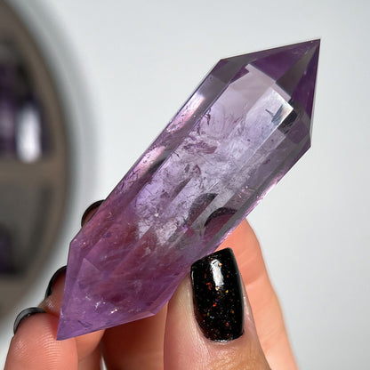 Gem Grade Amethyst Vogel