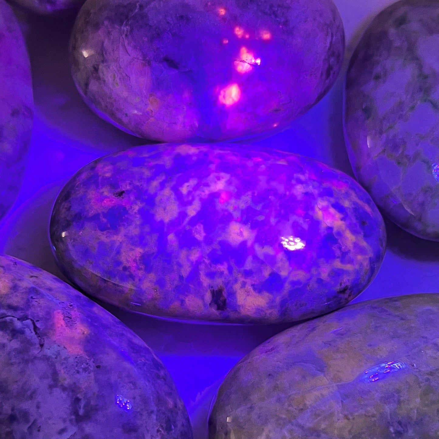 Hackmanite Palm Stones