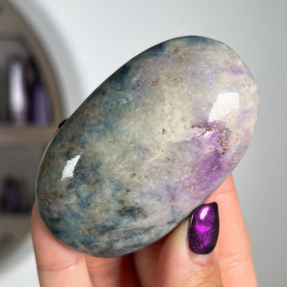 Hackmanite Palm Stones