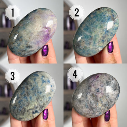 Hackmanite Palm Stones
