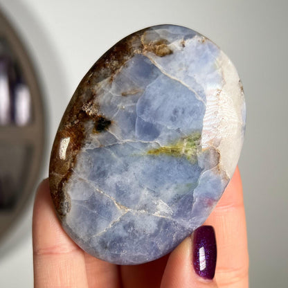 Hackmanite Quartz Palm Stone