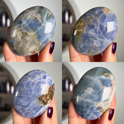 Hackmanite Quartz Palm Stone