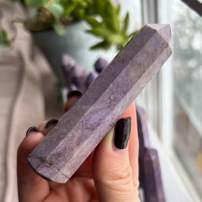 Lavender Jade Obelisk