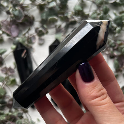 Black Tourmaline Vogel