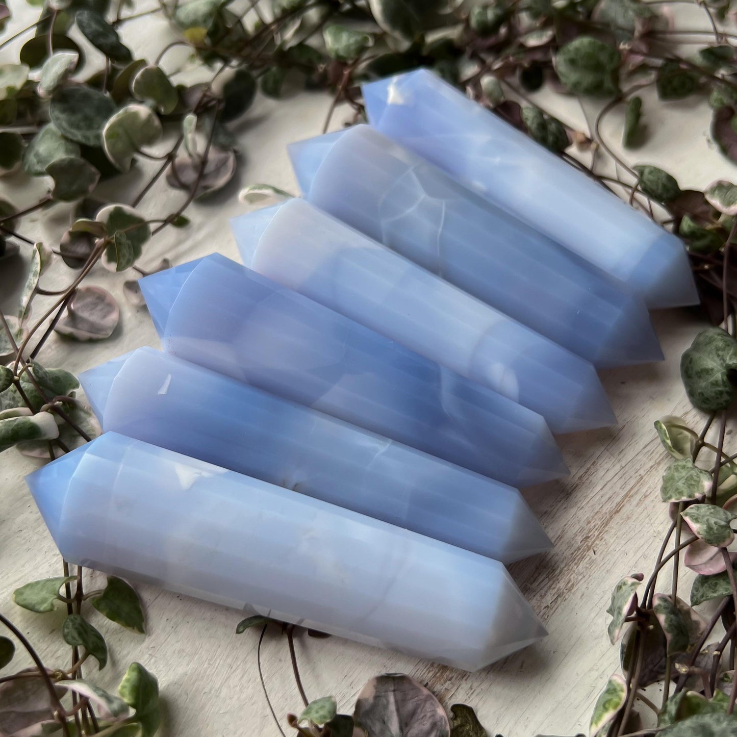Blue Chalcedony Vogel