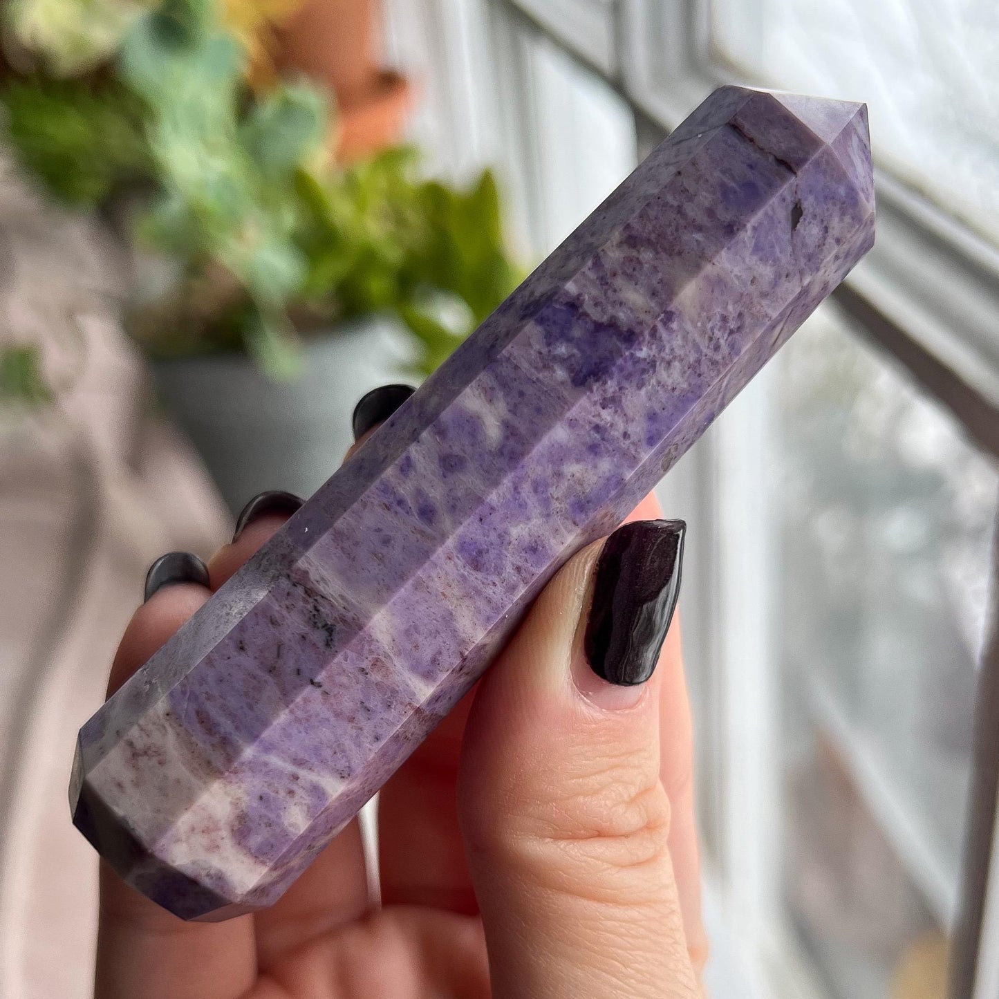 Lavender Jade Obelisk