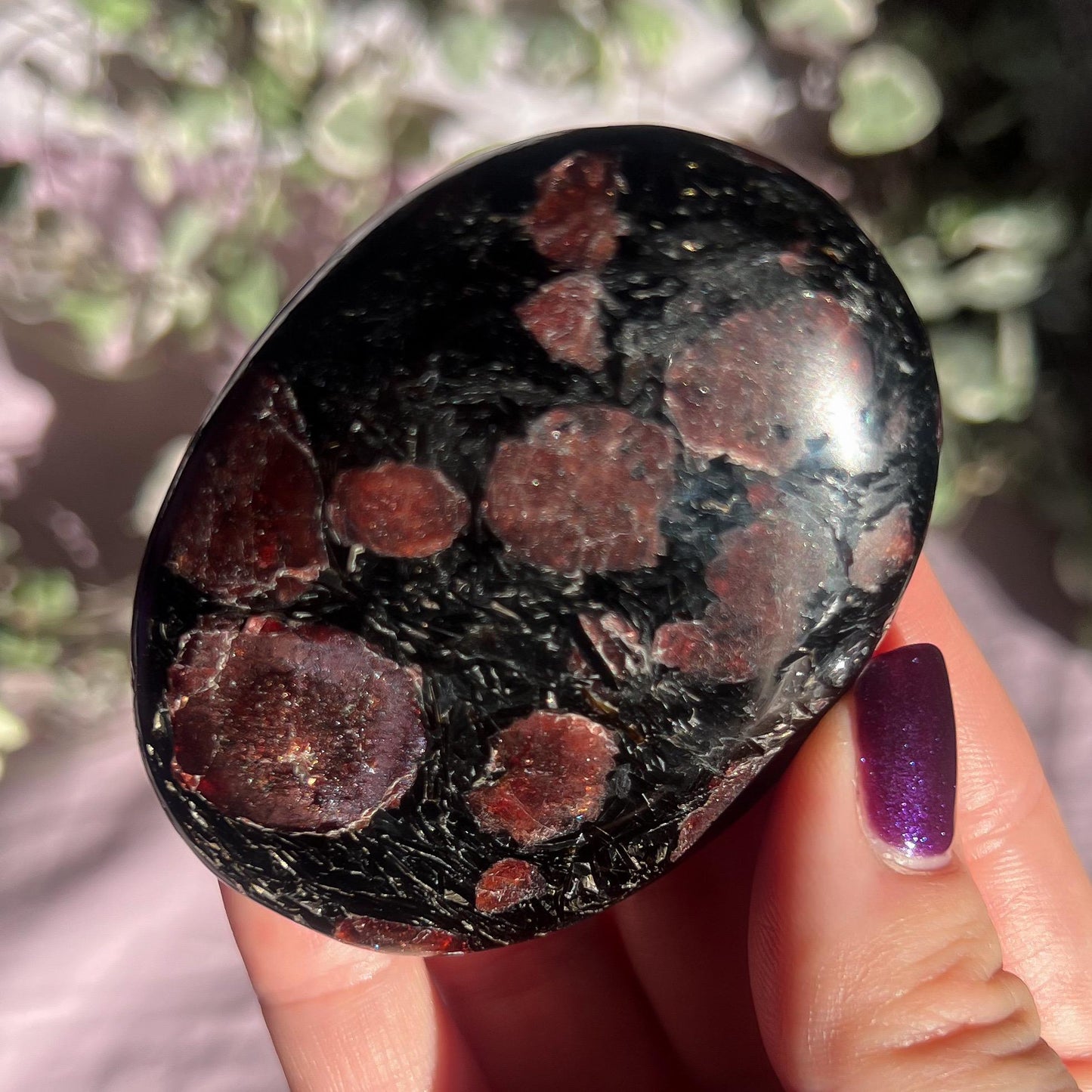 Garnet Mica Palm Stone