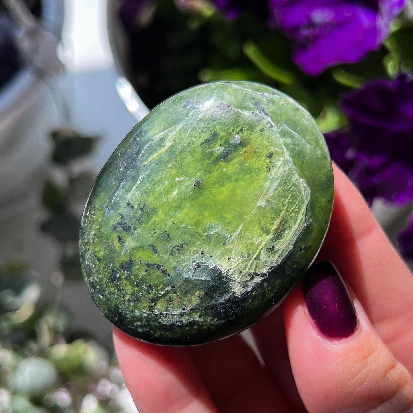 Translucent Serpentine Palm Stone