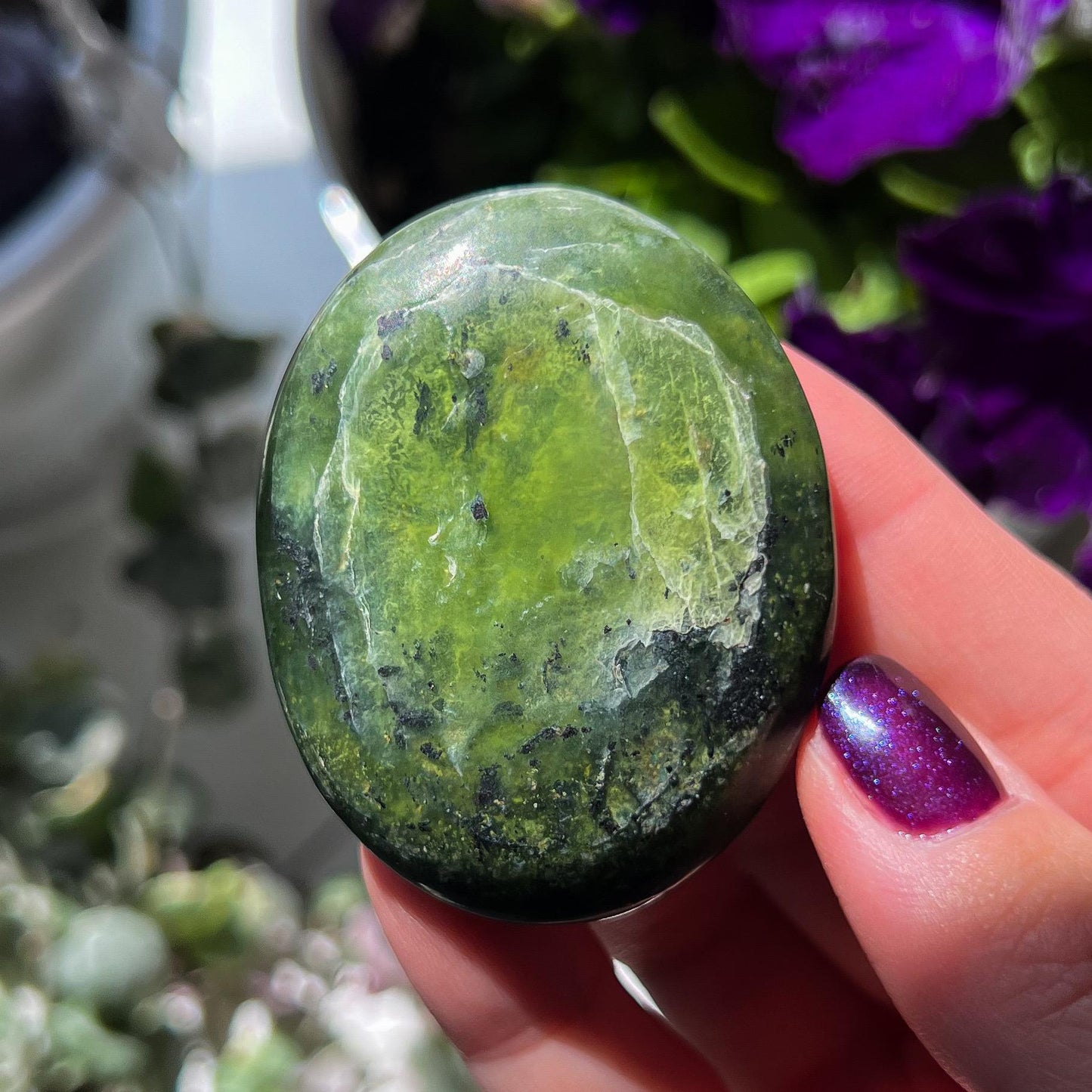 Translucent Serpentine Palm Stone