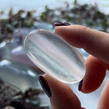 Yttrium Fluorite Palm Stones