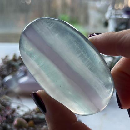 Yttrium Fluorite Palm Stones