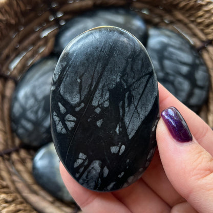 Picasso Marble Palm Stones