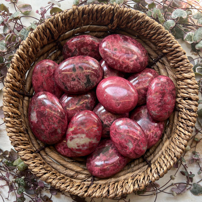Dark Thulite Palm Stones
