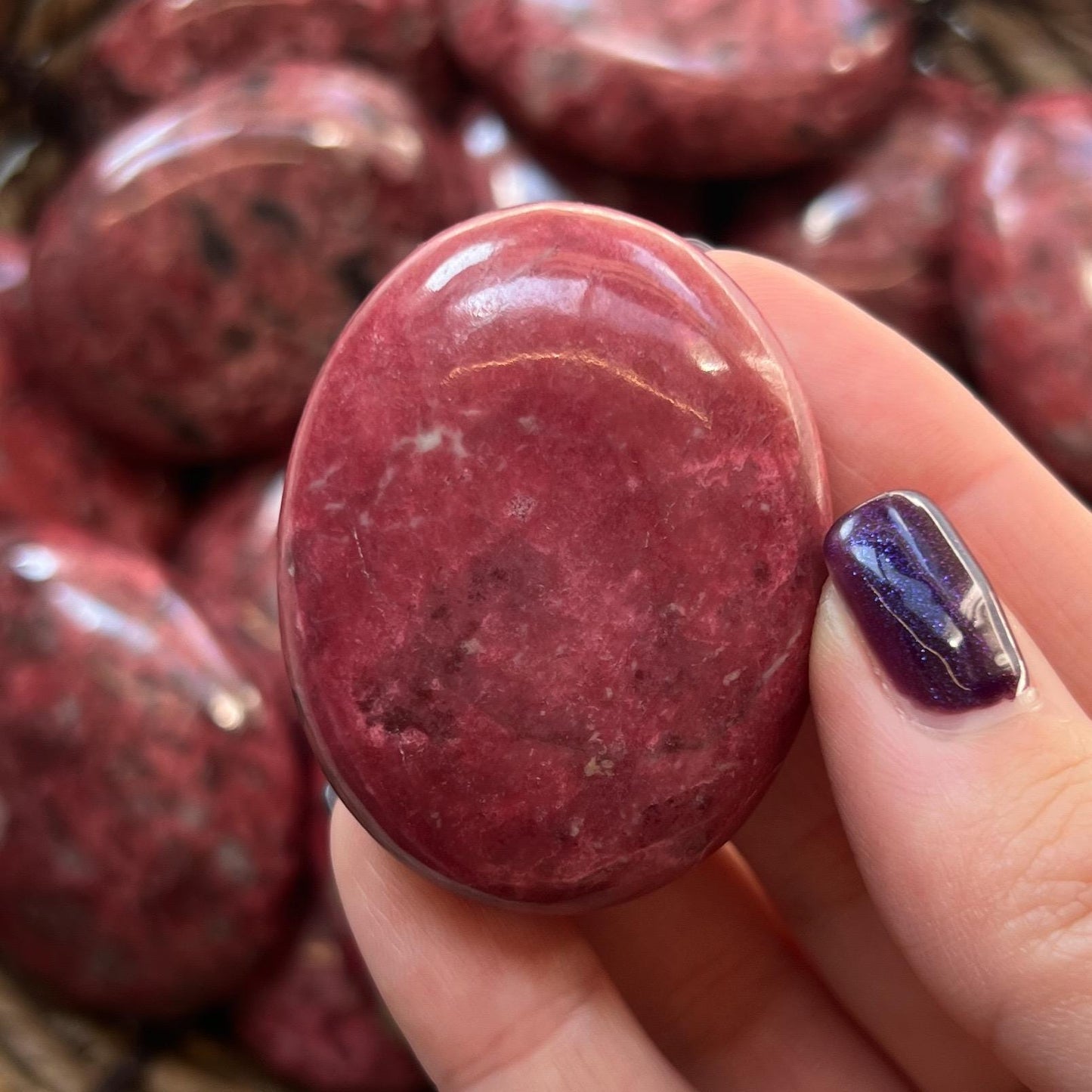 Dark Thulite Palm Stones