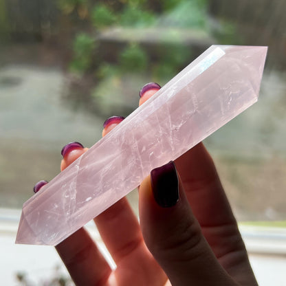 Rose Quartz Vogel