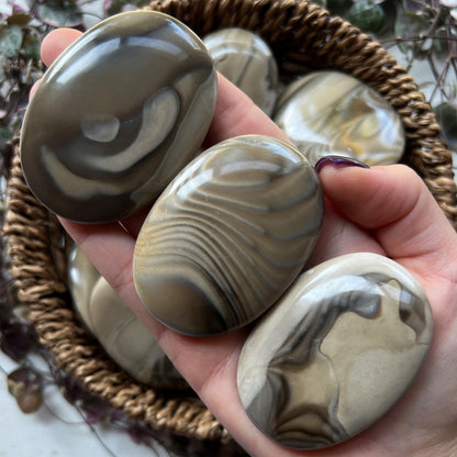Polish Flint Palm Stones