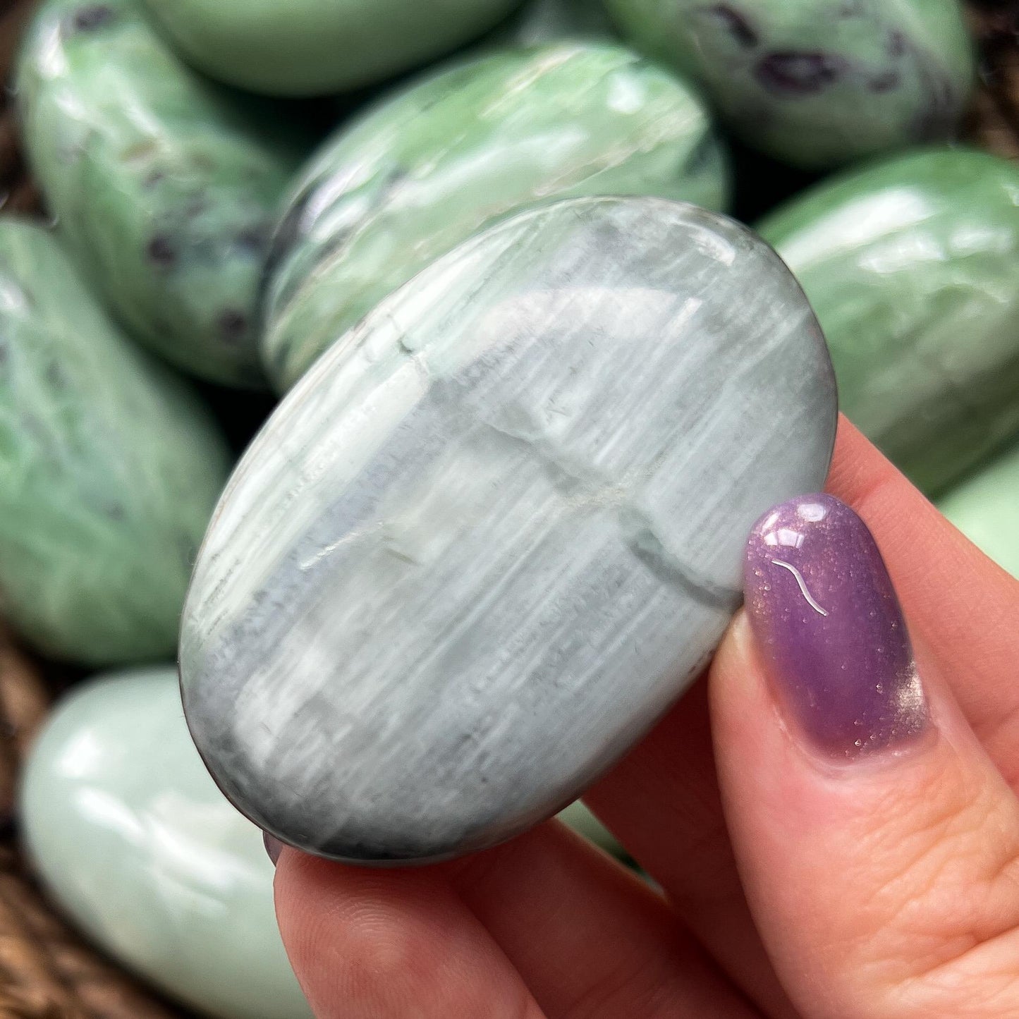 Green Kammererite Palm Stones