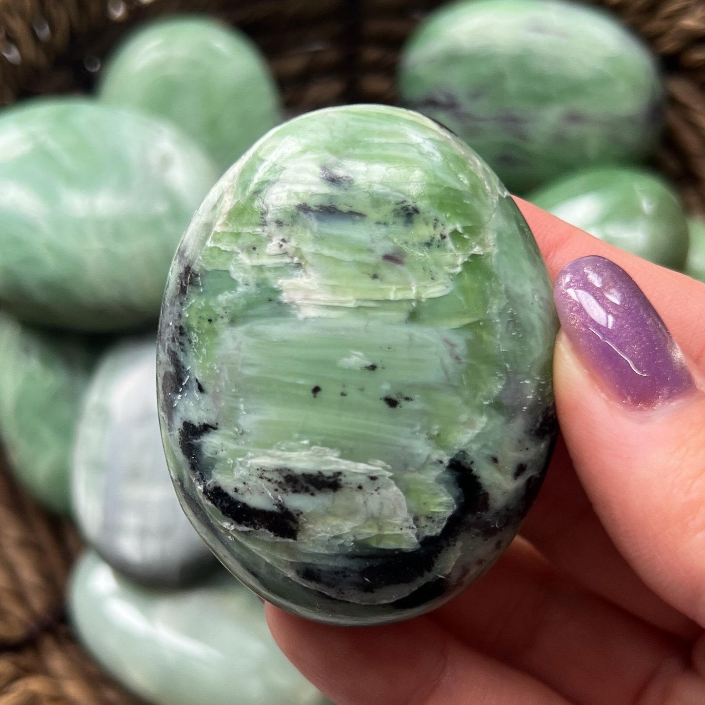 Green Kammererite Palm Stones